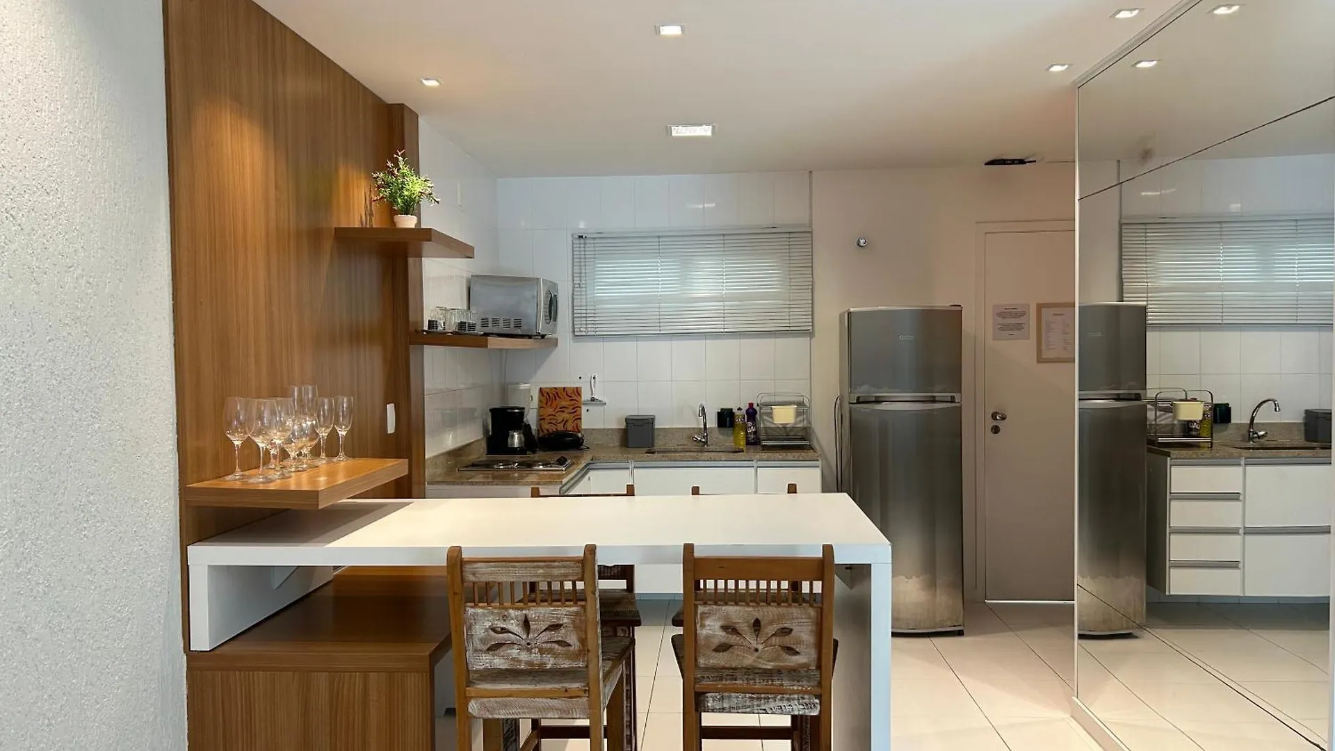Confortavel Flat, Edificio Beira-Mar Com Piscina E Hidro Cabo Frio