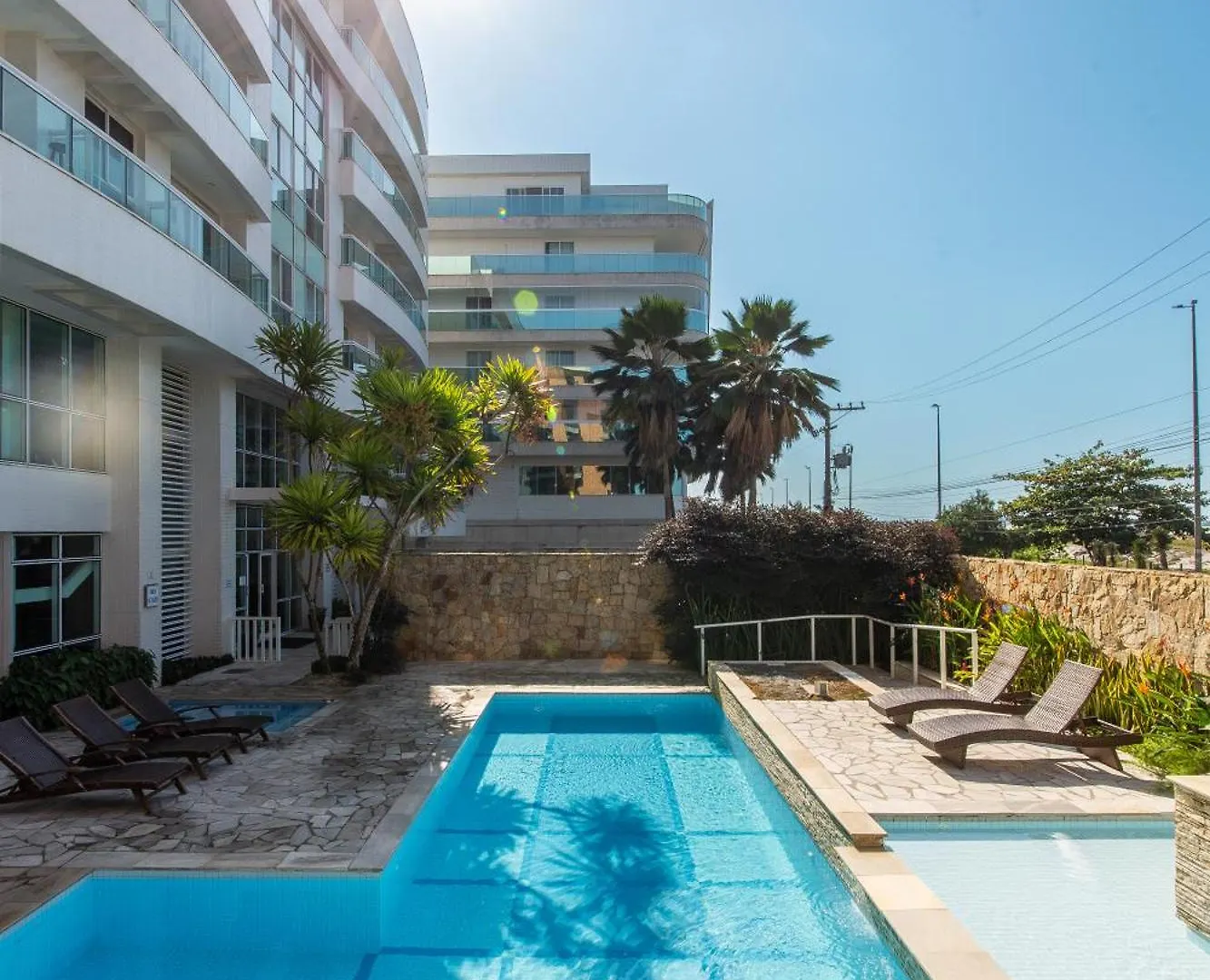 Confortavel Flat, Edificio Beira-Mar Com Piscina E Hidro Cabo Frio